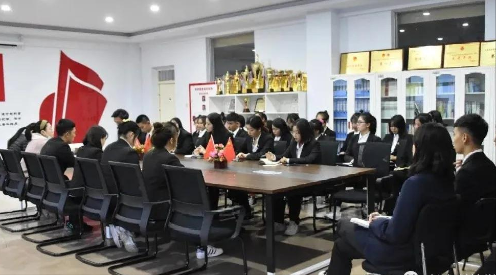 在学深悟透中汲取教育强国力量——长春科技学院掀起学习贯彻党的十九届五中全会精神热潮